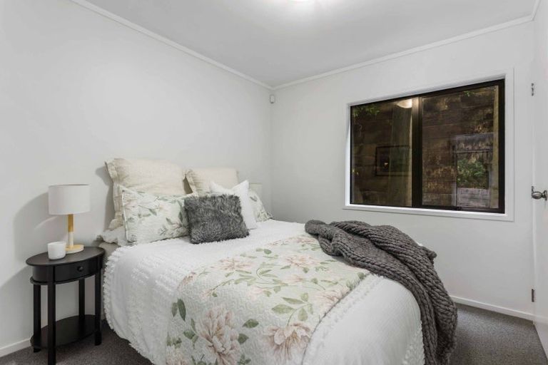 Photo of property in 8a Flynn Street, Birkdale, Auckland, 0626