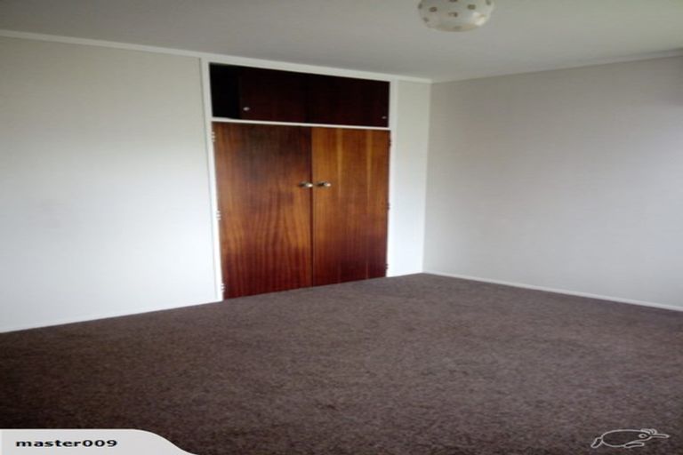 Photo of property in 1/1 Jennifer Place, Papatoetoe, Auckland, 2025