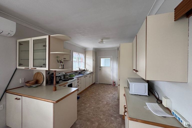 Photo of property in 21 Tasman Street, Levin, 5510