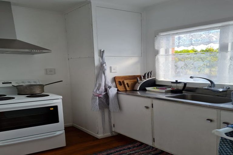 Photo of property in 6/5 Aratonga Avenue, Greenlane, Auckland, 1051