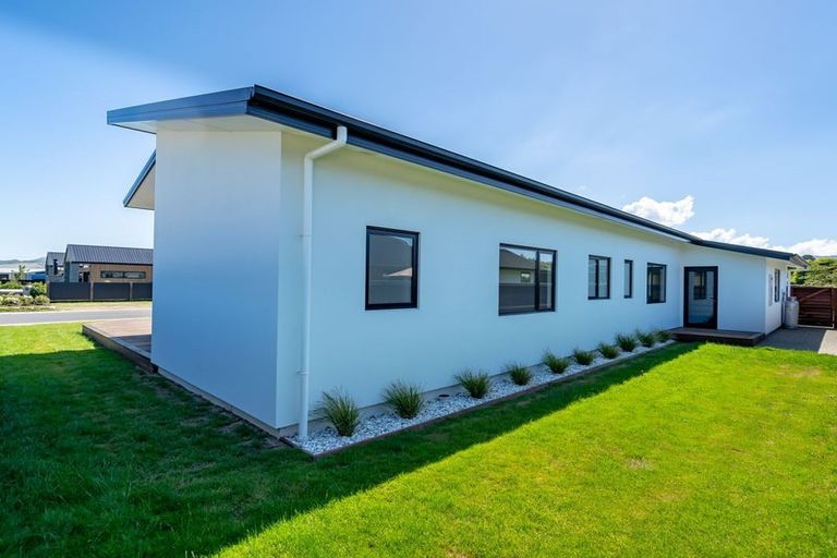 Photo of property in 25 Dundee Road, Mosgiel, 9024
