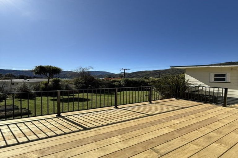 Photo of property in 27 Main Road, Havelock, 7100