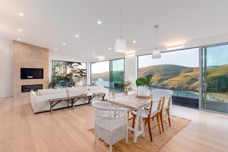 Photo of property in 139a Taylors Mistake Road, Scarborough, Christchurch, 8081