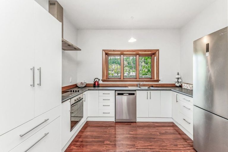 Photo of property in 29 Broadway Avenue, Waikuku Beach, 7473