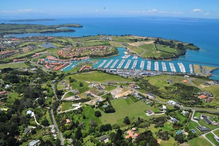 Photo of property in Santa Rosa, 9/340 Gulf Harbour Drive, Gulf Harbour, Whangaparaoa, 0930