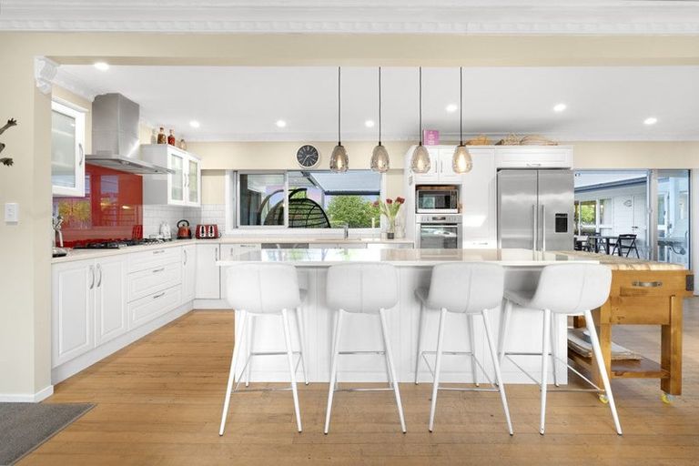 Photo of property in 16 Langford Place, Dairy Flat, Albany, 0792