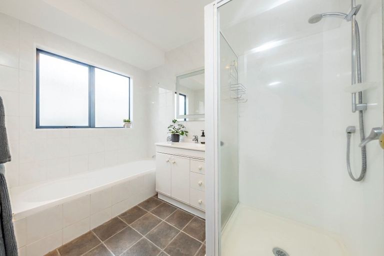 Photo of property in 61c Puriri Road, Pukekohe, 2120