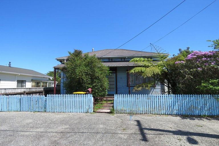 Photo of property in 44 Adderley Street, Westport, 7825