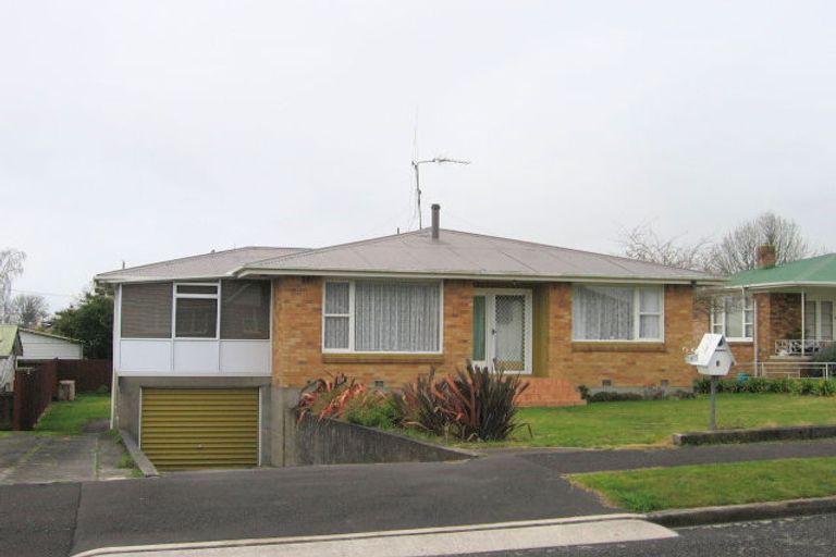 Photo of property in 3 Christie Street, Forest Lake, Hamilton, 3200