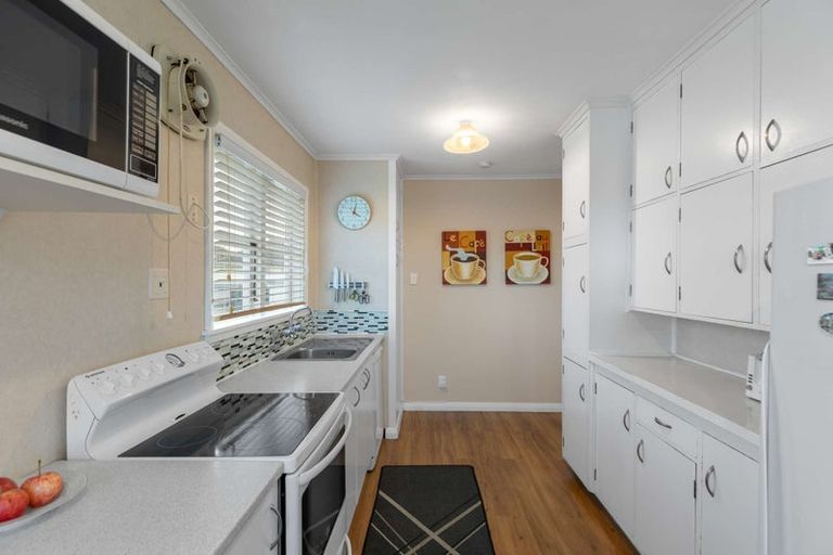 Photo of property in 3 Wakefield Street, Awapuni, Palmerston North, 4412