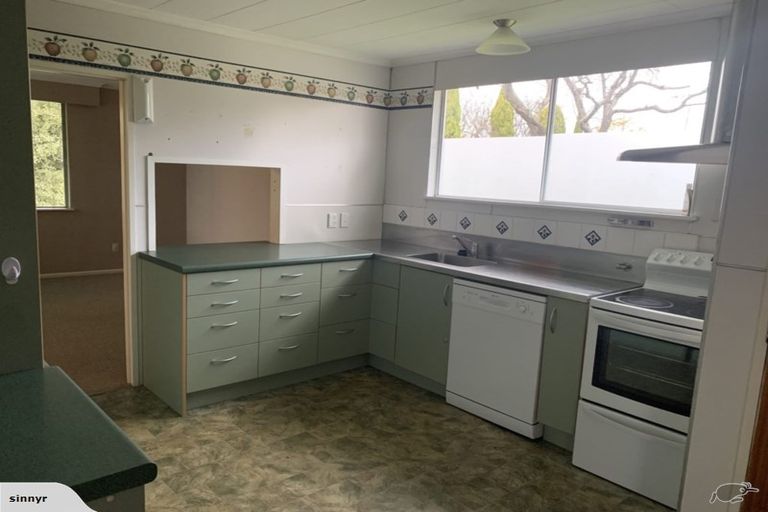 Photo of property in 20 Edwards Place, Terrace End, Palmerston North, 4410