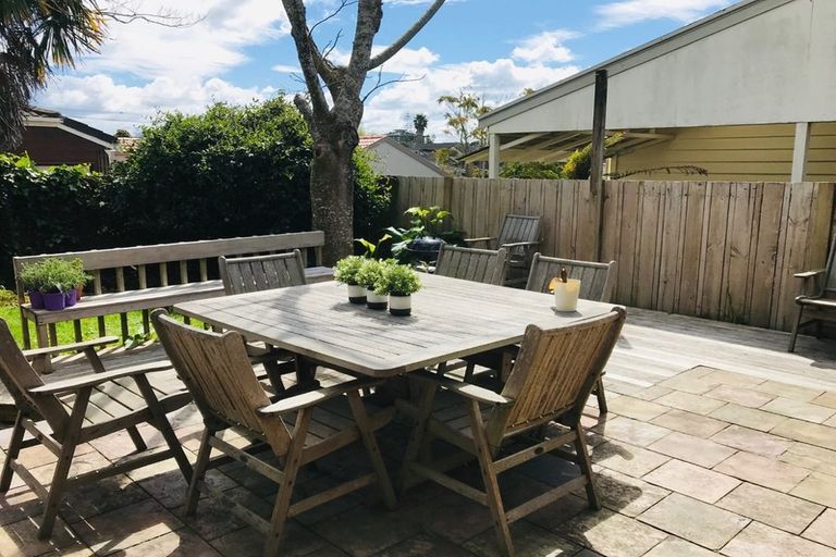 Photo of property in 2/54 Dominion Street, Takapuna, Auckland, 0622