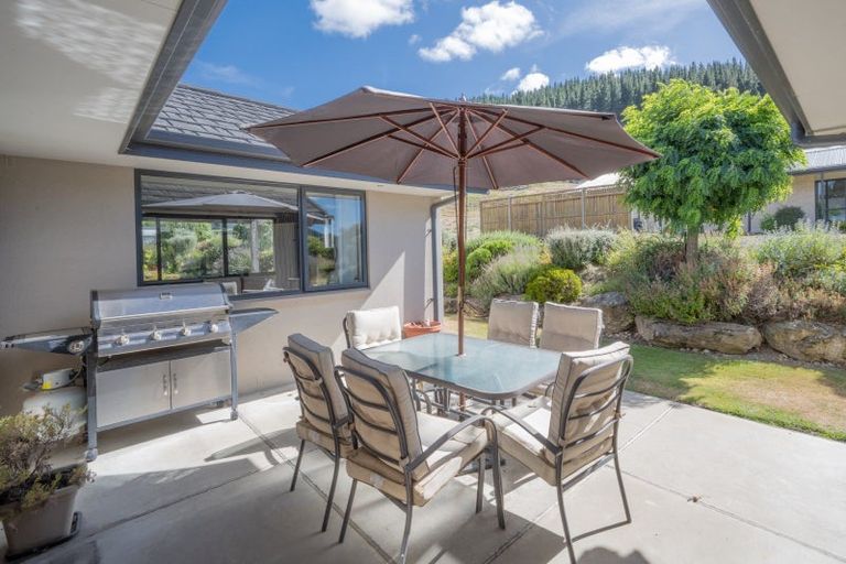 Photo of property in 42 Whitby Street, Clyde, 9330