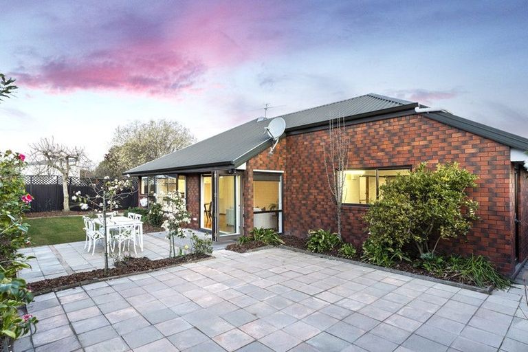 Photo of property in 6d Rimu Street, Riccarton, Christchurch, 8041