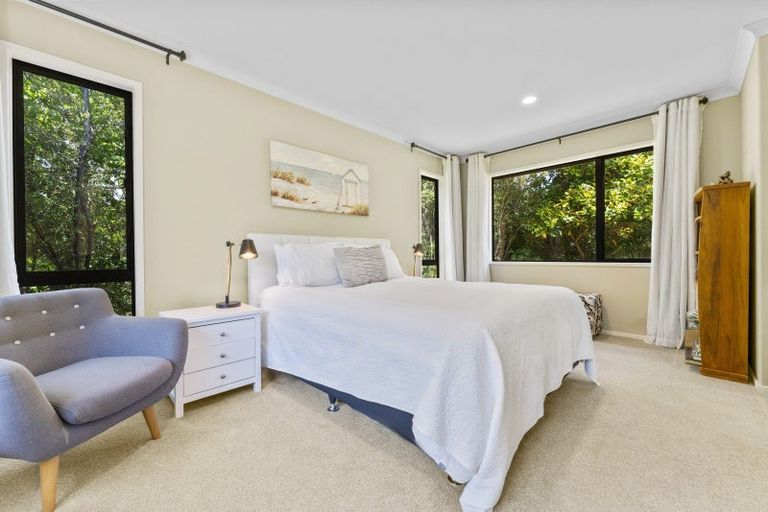 Photo of property in 208 Mapara Road, Acacia Bay, Taupo, 3385