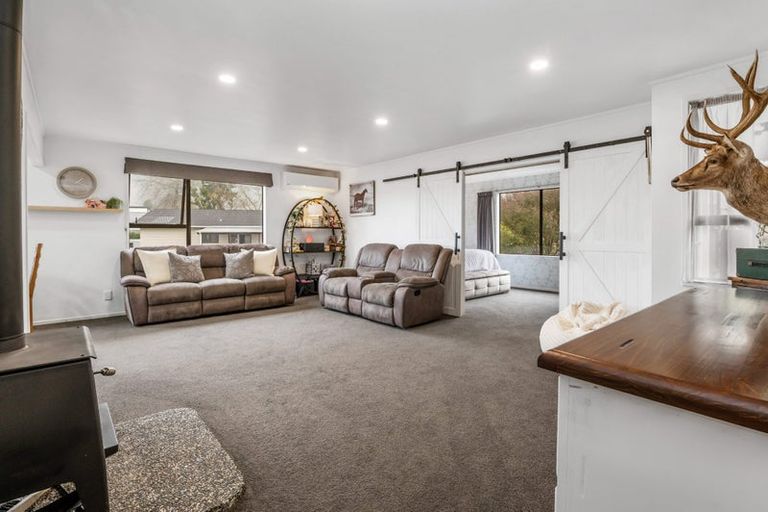 Photo of property in 17 Streamdale Place, Ngongotaha, Rotorua, 3010