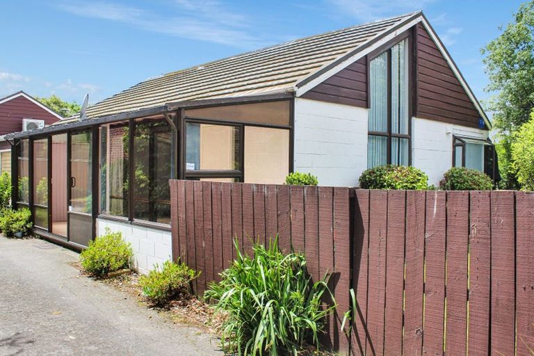 Photo of property in 346a Memorial Avenue, Burnside, Christchurch, 8053