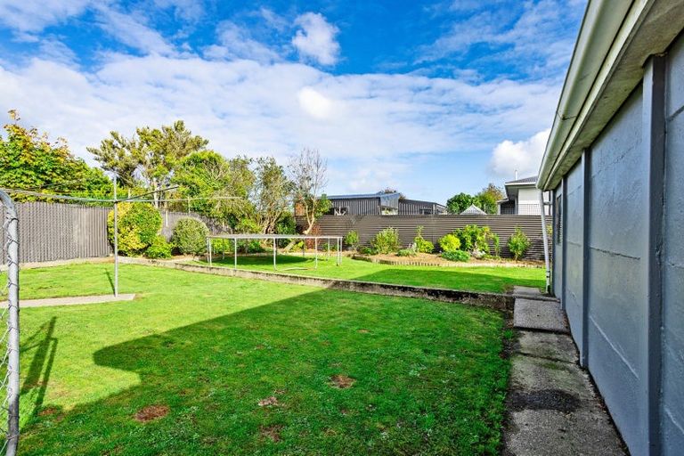 Photo of property in 37 Kinmont Crescent, Newfield, Invercargill, 9812