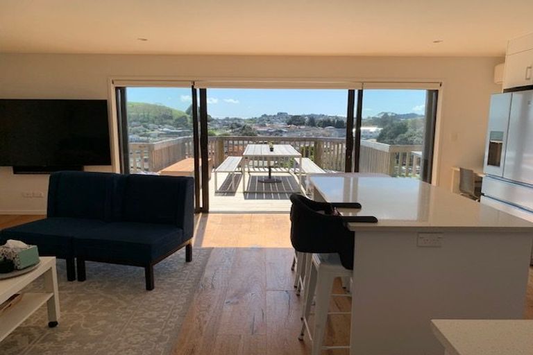 Photo of property in 2/542 Richardson Road, Mount Roskill, Auckland, 1041