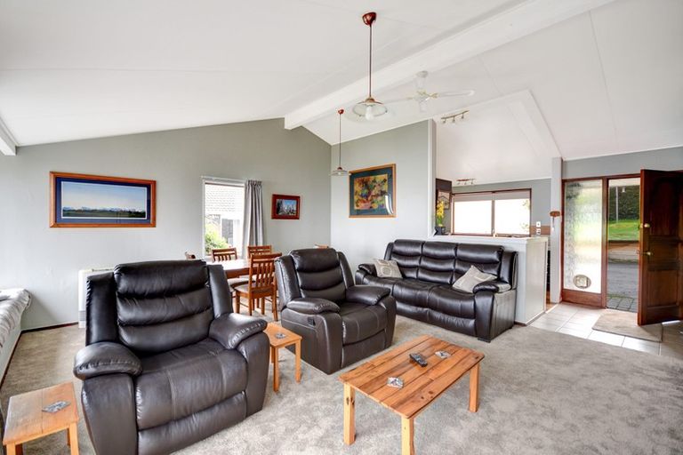 Photo of property in 9a Jane Street, Macandrew Bay, Dunedin, 9014