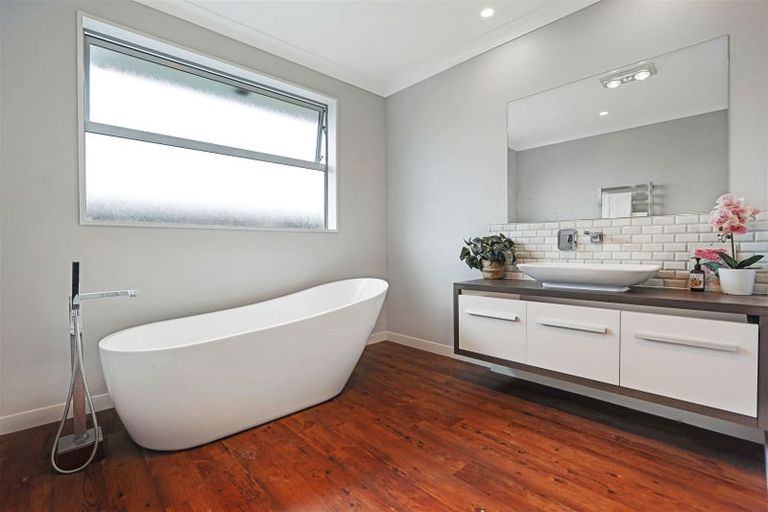 Photo of property in 19 Waterford Road, Tinwald, Ashburton, 7700