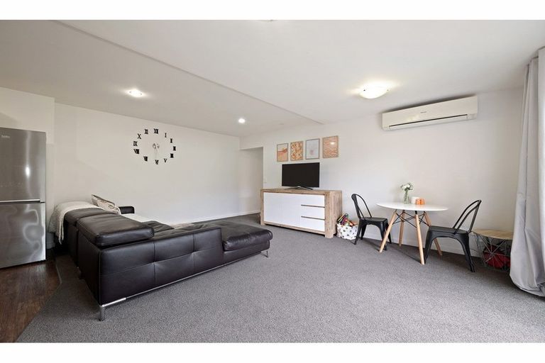 Photo of property in 1/30 Mathesons Road, Phillipstown, Christchurch, 8011