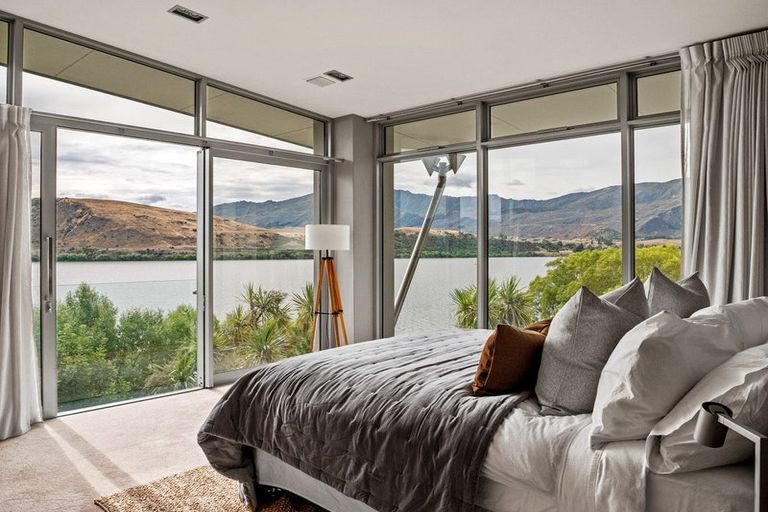 Photo of property in 37 Arrowtown-lake Hayes Road, Lake Hayes, Queenstown, 9371