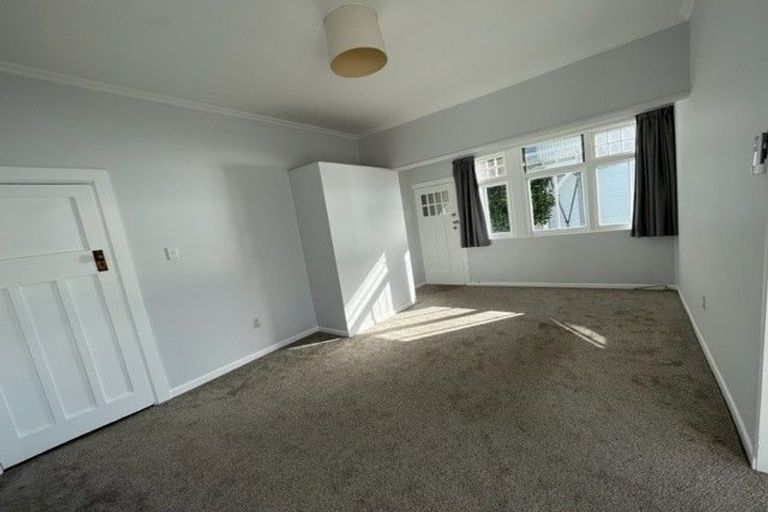 Photo of property in 4/39 Grafton Road, Roseneath, Wellington, 6011