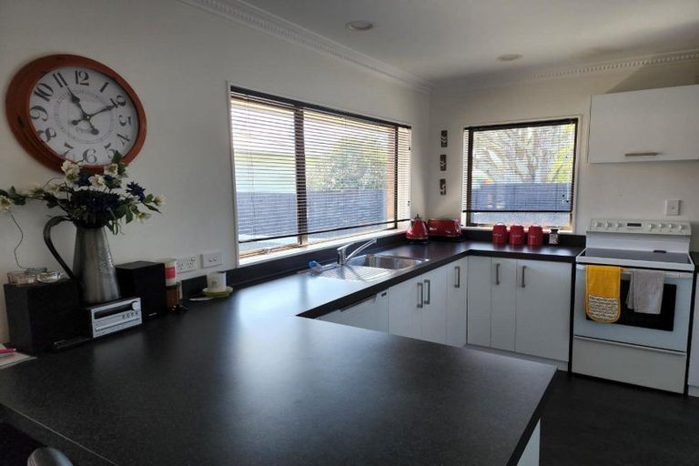 Photo of property in 2/171 Powderham Street, New Plymouth, 4310