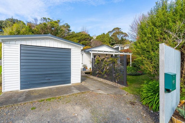 Photo of property in 66 Matai Road, Raumati South, Paraparaumu, 5032