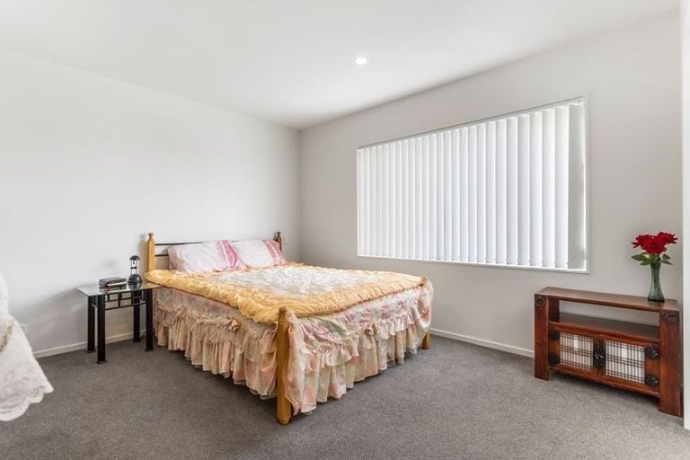 Photo of property in 23 Aviation Street, Takanini, 2112