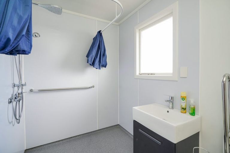 Photo of property in 256 Conyers Street, Strathern, Invercargill, 9812