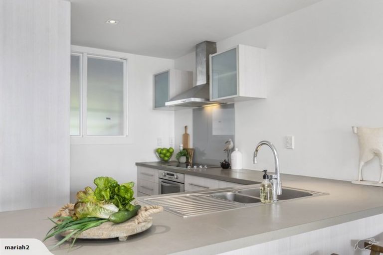 Photo of property in 2-06/424 Maunganui Road, Mount Maunganui, 3116