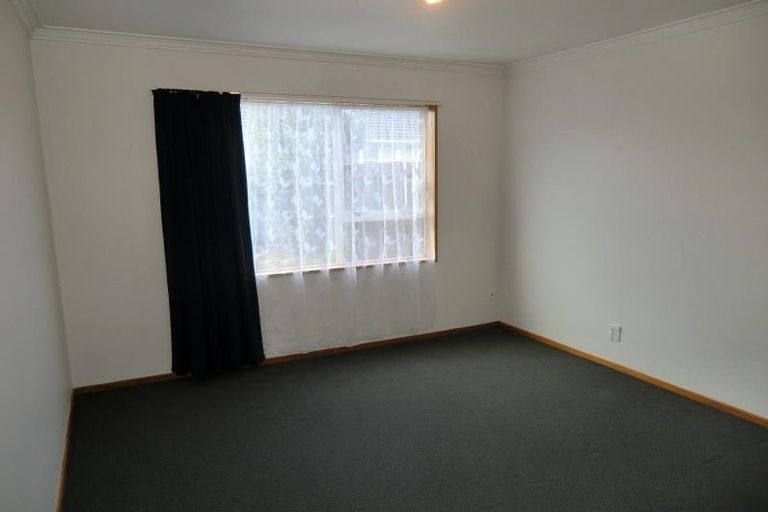 Photo of property in 2/13 Suva Street, Upper Riccarton, Christchurch, 8041
