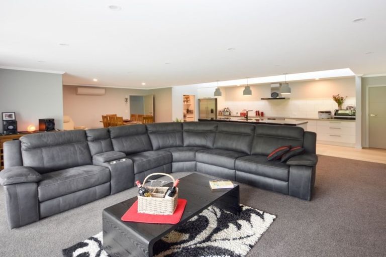 Photo of property in 1f Hoylake Street, Outram, 9019