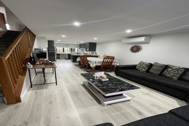 Photo of property in 45d Landscape Road, Papatoetoe, Auckland, 2025