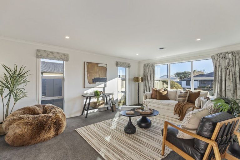 Photo of property in 1 Howe Place, Upper Vogeltown, New Plymouth, 4310