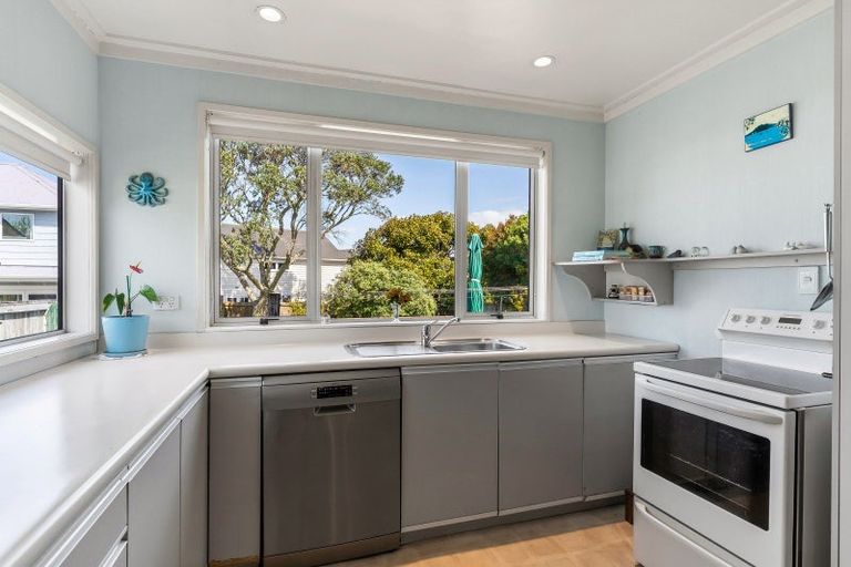 Photo of property in 63 Bayswater Avenue, Bayswater, Auckland, 0622