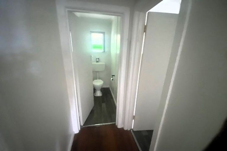 Photo of property in 22 Milton Road, Bluff Hill, Napier, 4110