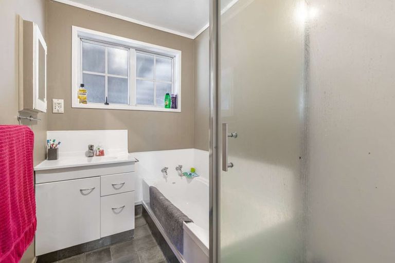 Photo of property in 112 Homedale Street, Pukehangi, Rotorua, 3015