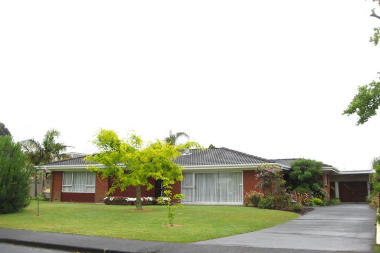 Photo of property in 35 Park Estate Road, Rosehill, Papakura, 2113
