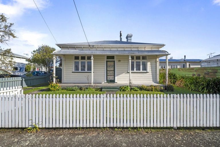 Photo of property in 14 Blackwell Street, Marton, 4710