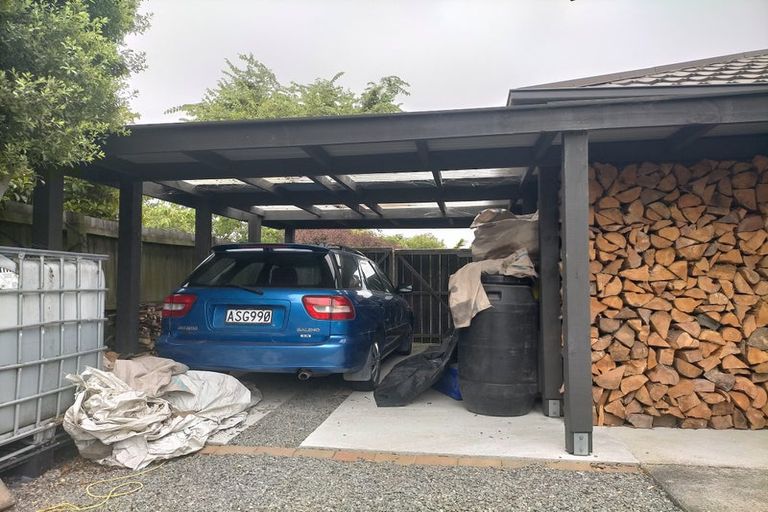 Photo of property in 4 Zuppicich Lane, Woodend, 7610