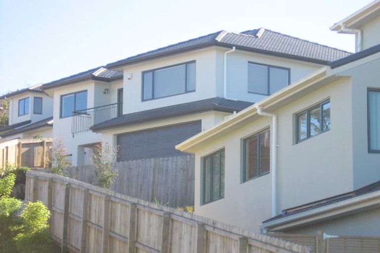 Photo of property in 11 Virginia Street, Henderson, Auckland, 0612