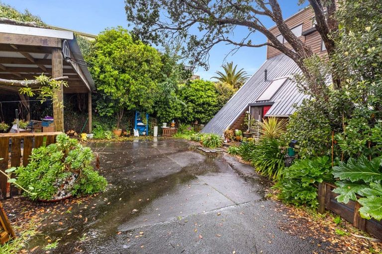 Photo of property in 13e Wallace Place, Westown, New Plymouth, 4310