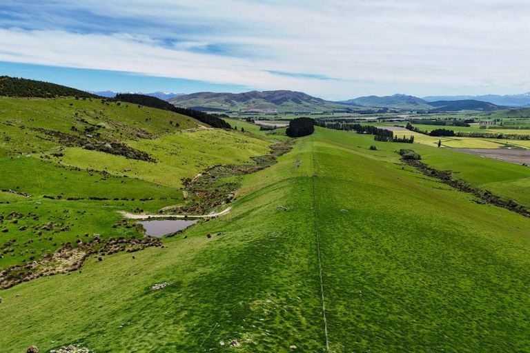 Photo of property in 242 Caroline Valley Road, Caroline, Dipton, 9791