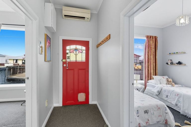 Photo of property in 228 Oxford Street, South Dunedin, Dunedin, 9012