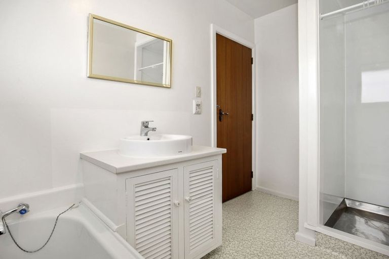 Photo of property in 1/22a Delaware Crescent, Russley, Christchurch, 8042