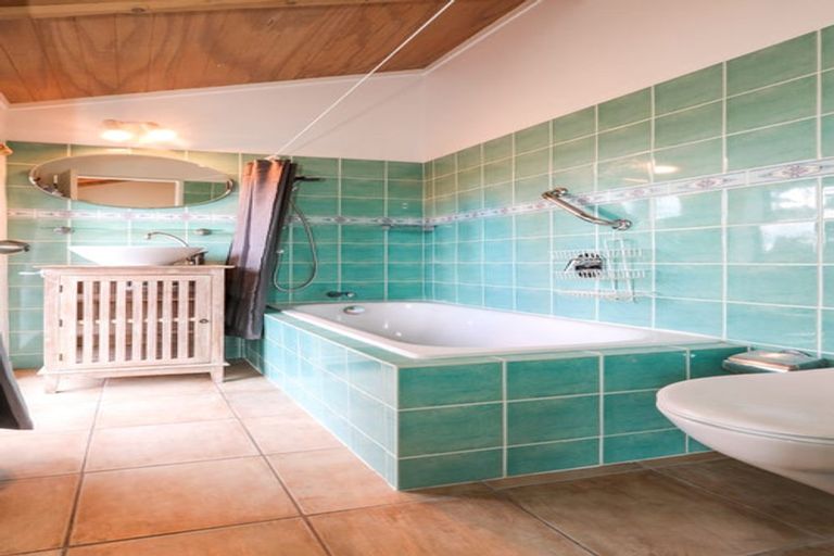 Photo of property in 8 Jackson Way, Stillwater, Silverdale, 0993