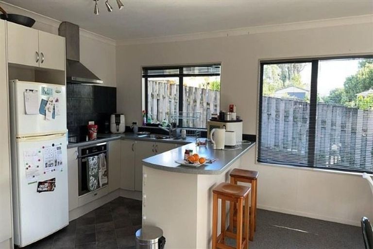 Photo of property in 80a Welcome Bay Road, Welcome Bay, Tauranga, 3112